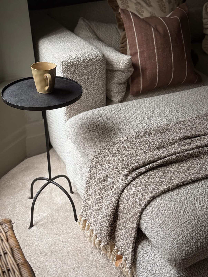 Amesa Metal Side Table