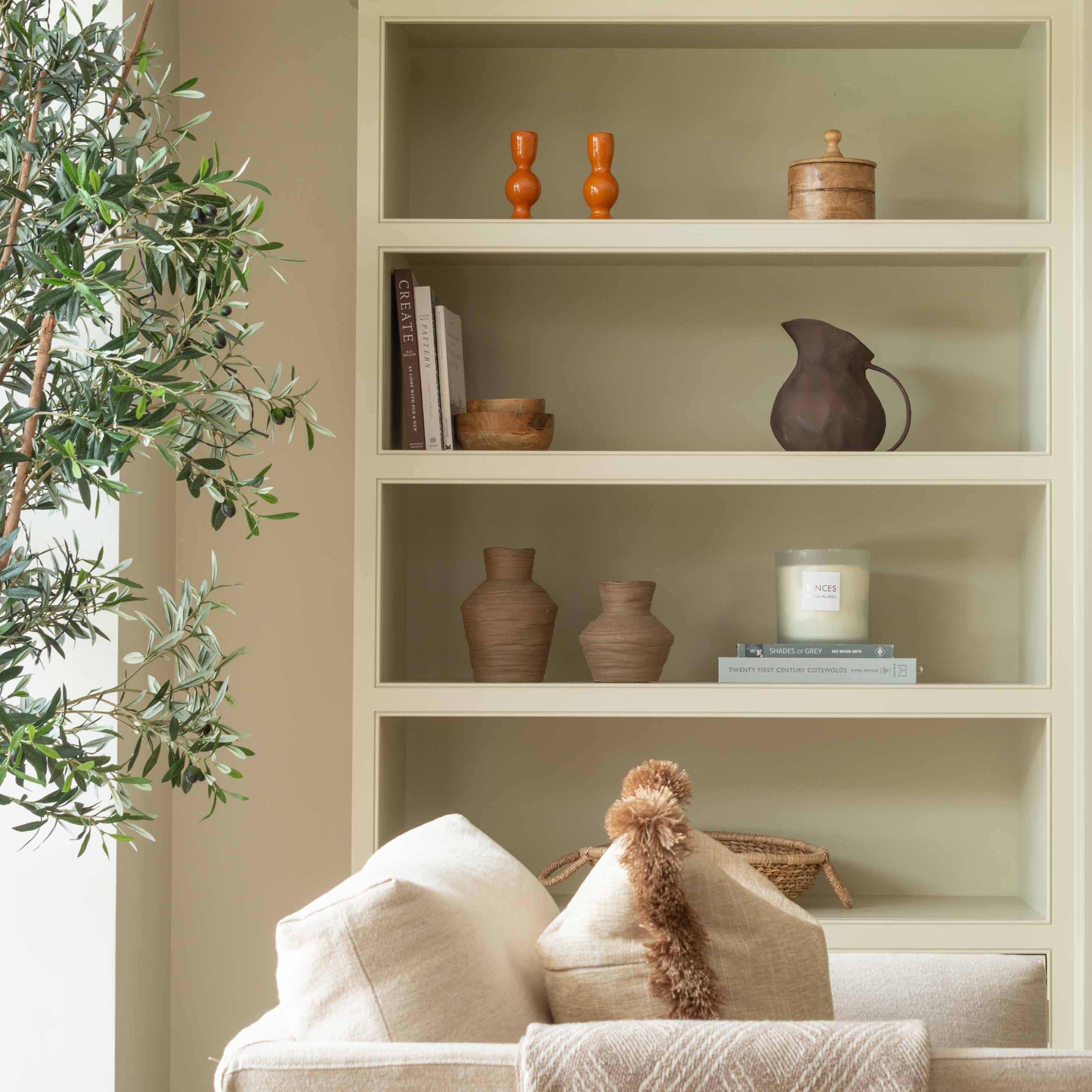 Introduce a warm, earthy touch to your home with this rustic brown metal jug, perfect for adding vintage charm to farmhouse, cottagecore, or traditional interiors. With its hand-forged look and rich brown finish, this decorative metal pitcher offers a natural, timeless appeal.
Perfectly suited as a bathroom countertop accent, it also works beautifully as a vase for dried florals, a kitchen shelf display piece, or a standalone rustic decor element. Its durable metal build and gracefully curved handle make i