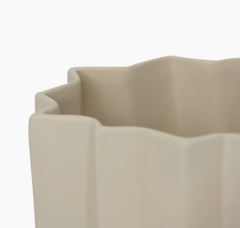 Una Ceramic Almond White Sculpture Vase