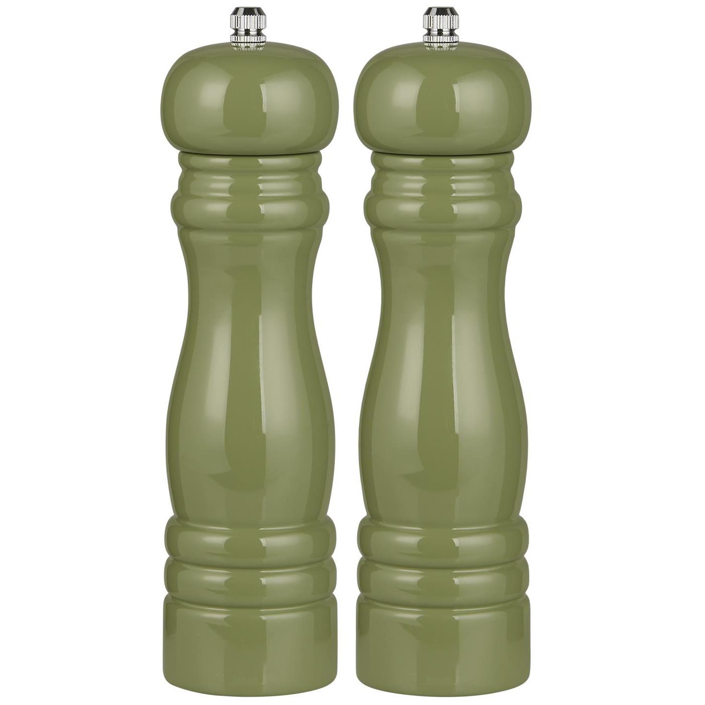 Crafted from rubber wood, our Wooden Salt & Pepper Mills feature a traditional design