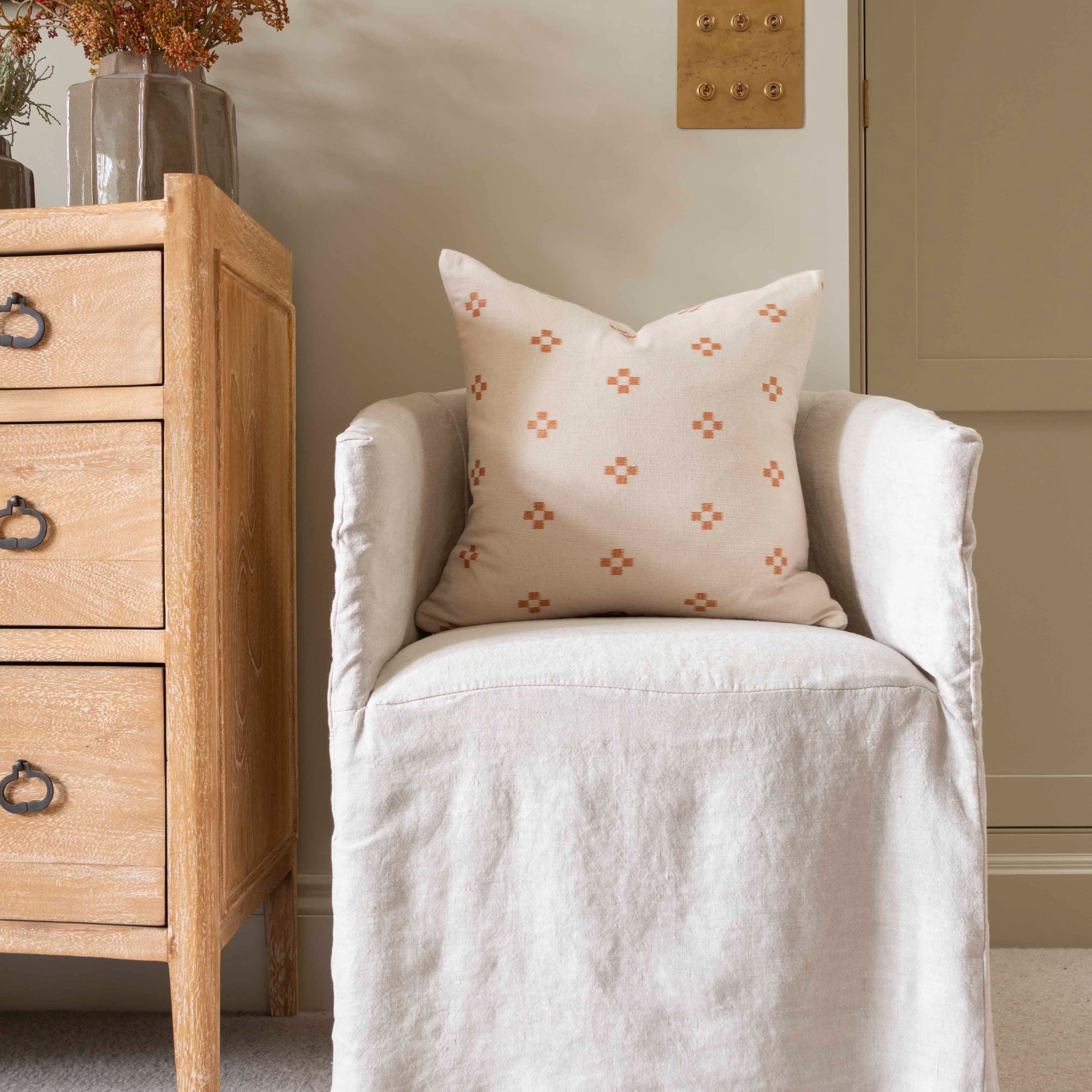 Charles Ted Linen Dining Chair with Slipcovered Design