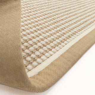 Korra Loop rug in linen and cream, corner detail