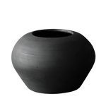 Elliptical black pot