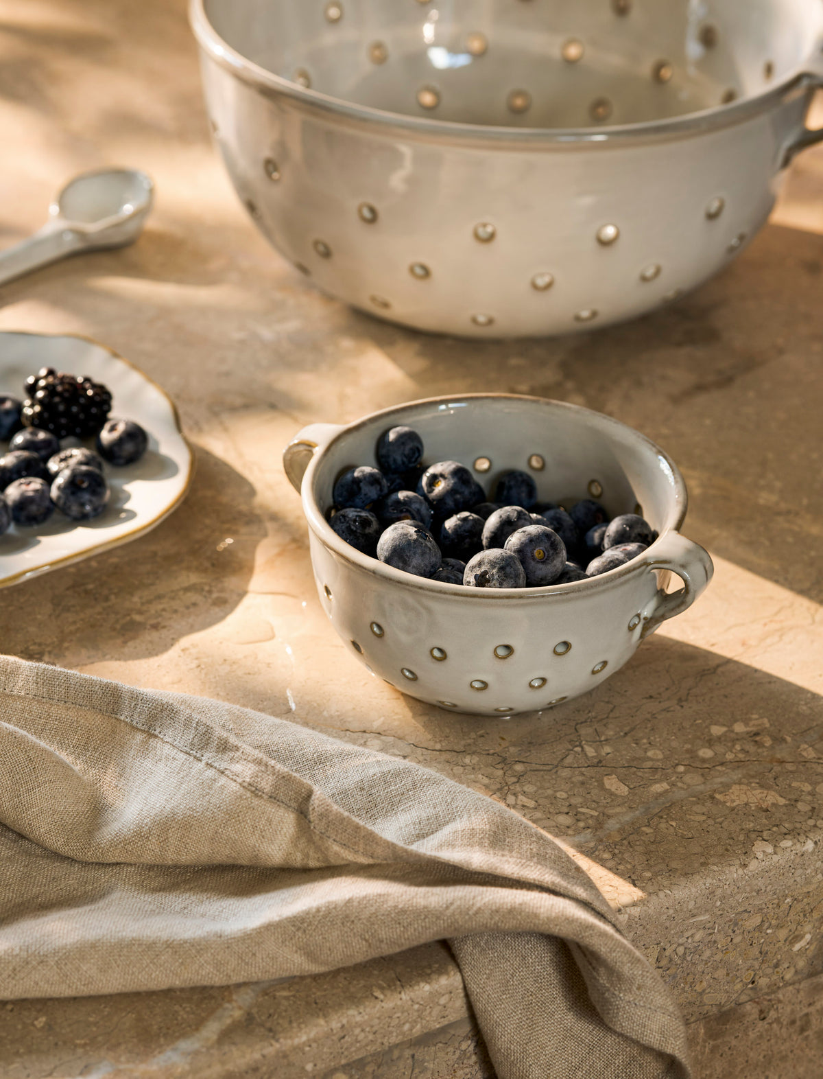Ceramic Berry Bowl | White