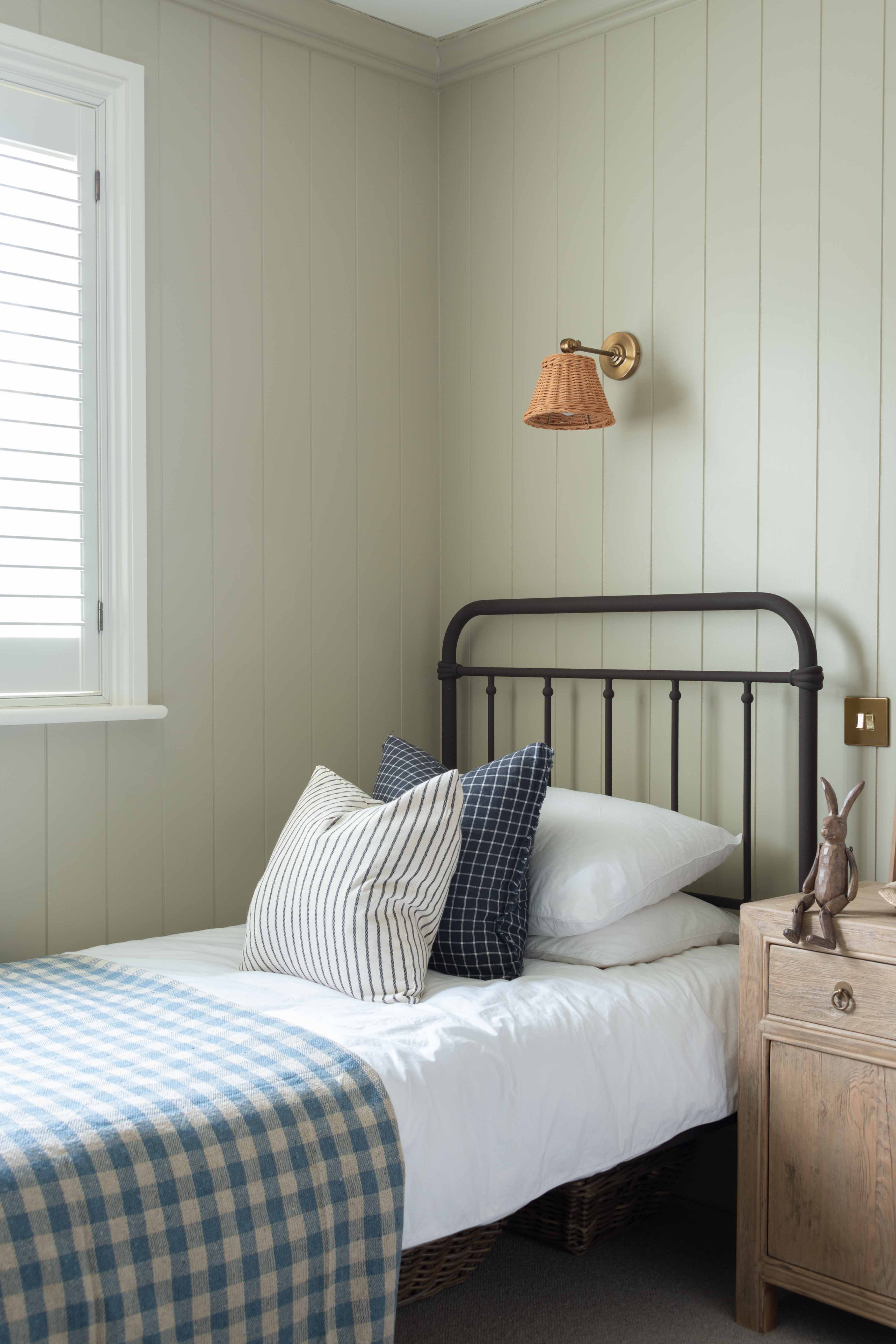 Made from 100% cotton, the Brighton blue gingham throw is both beautiful and functional. Draped over a sofa for an added layer of texture, its blue and white colour palette finishes off your space with an effortless look and feel. &nbsp;