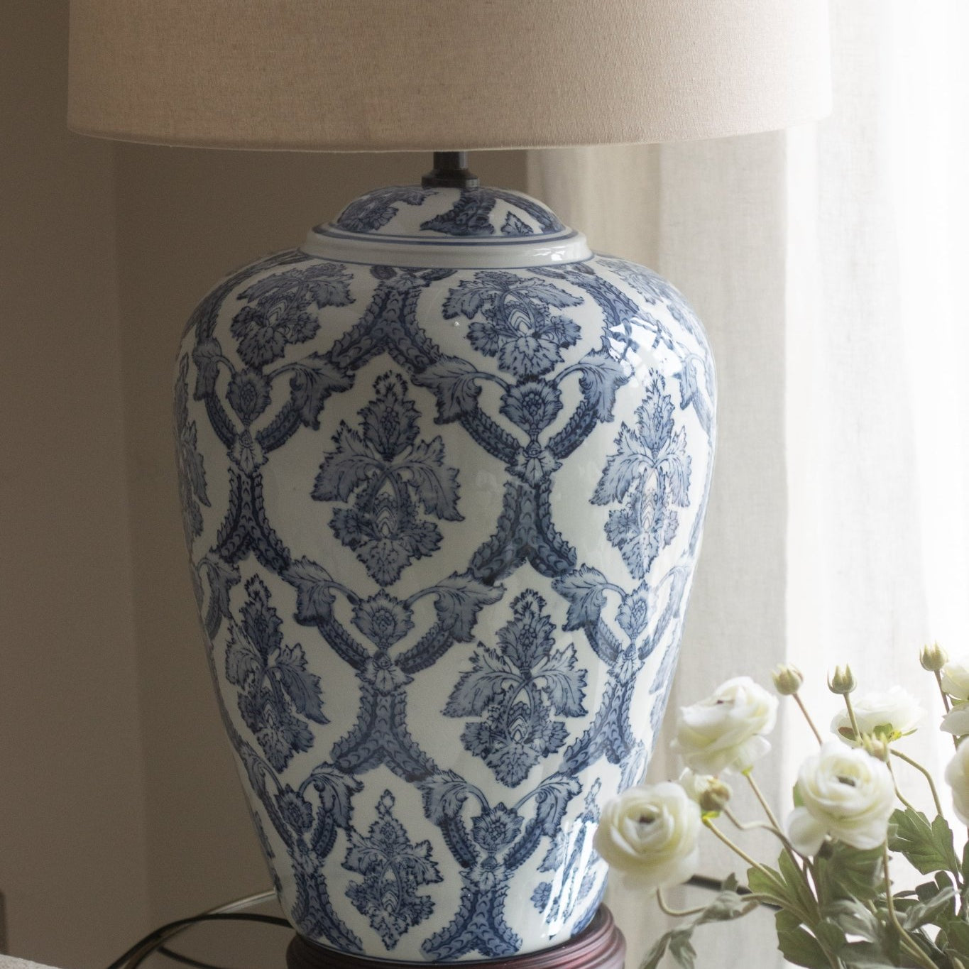 Charles Ted Chinoiserie Ceramic Lamp with Linen Shade - CharlesTed Home
