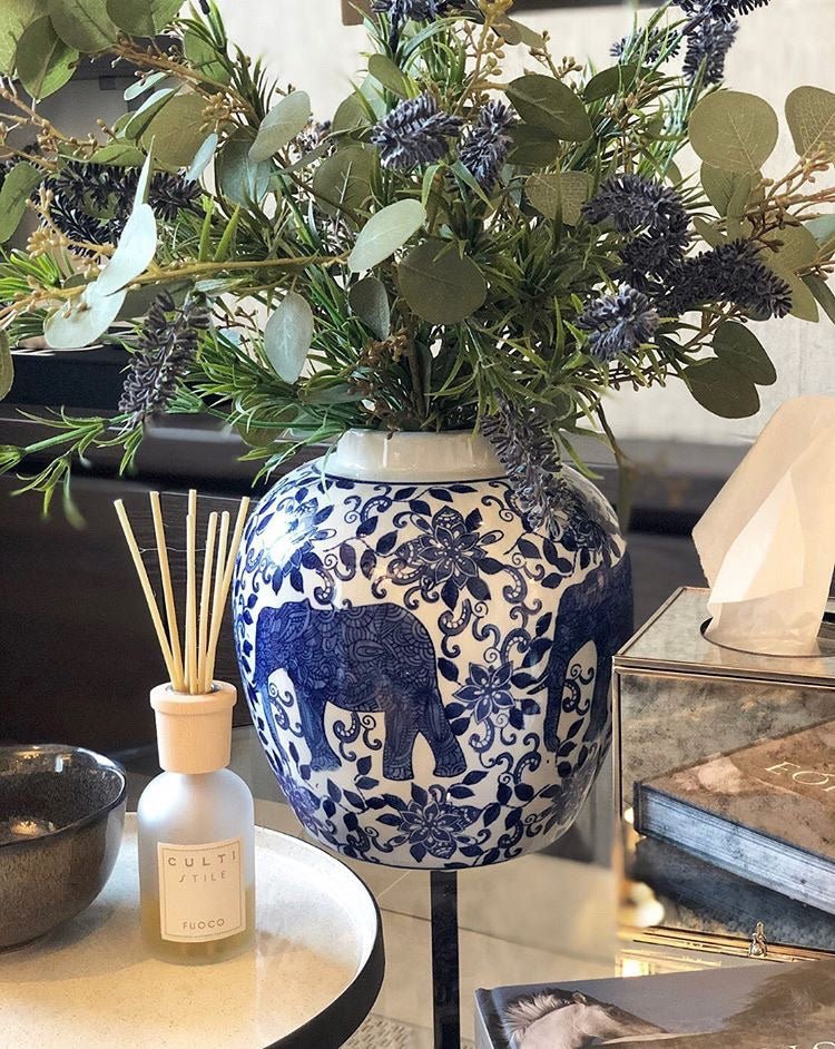 Charles Ted Chinoiserie Short Pot With Lid - CharlesTed Home