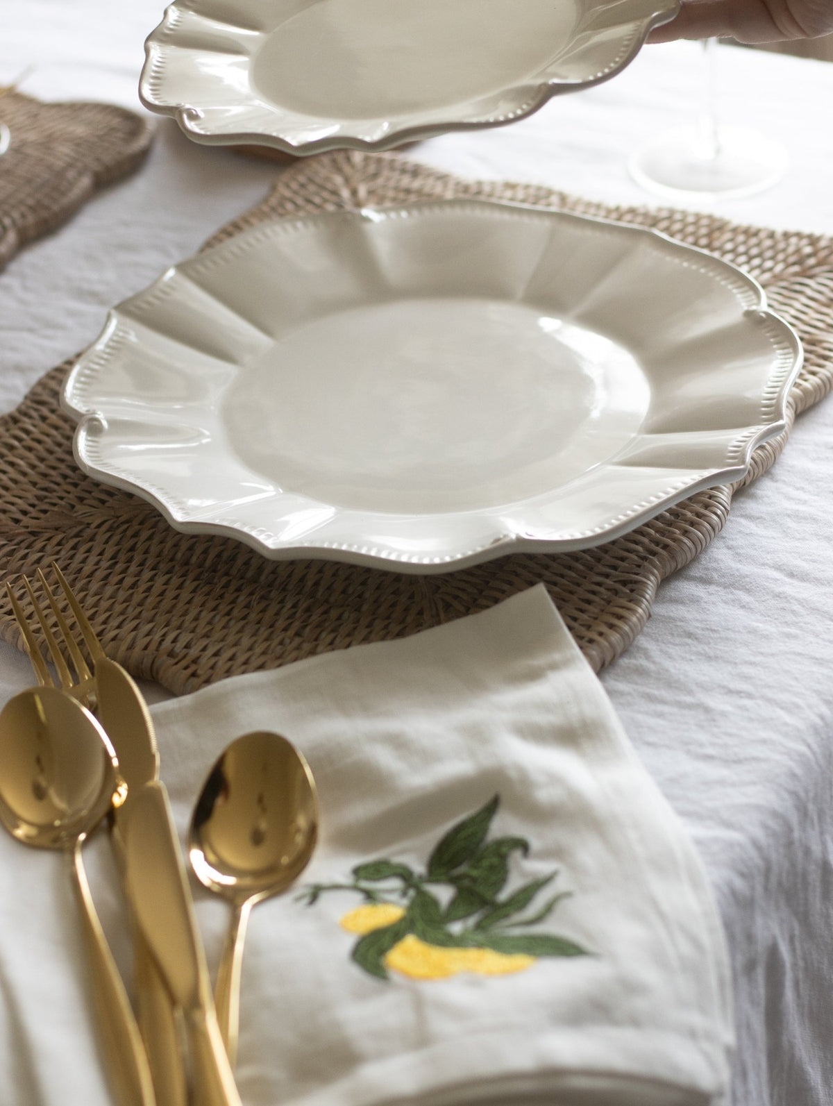 Charles Ted Embroidered White Cotton Table Napkins with Lemon Design | Set of 4 - CharlesTed Home