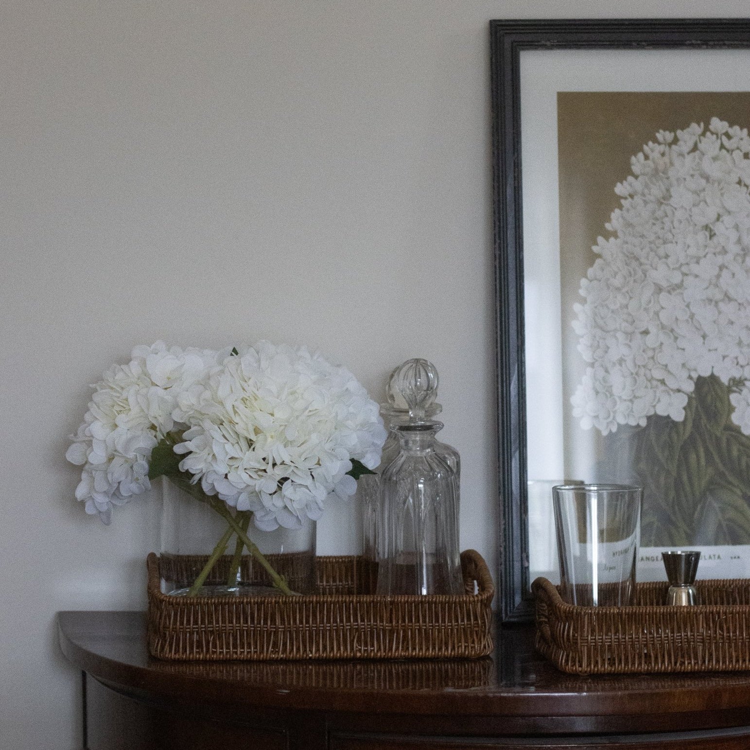 Charles Ted Faux White Hydrangea Arrangement in Clear Glass Vase - CharlesTed Home