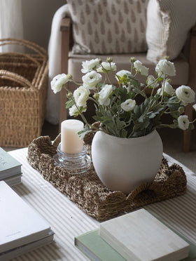 Handwoven Seagrass Serving Tray with Scalloped Edge