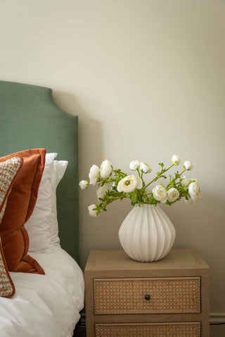 Charles Ted Waveform Ceramic Vase | White - CharlesTed Home
