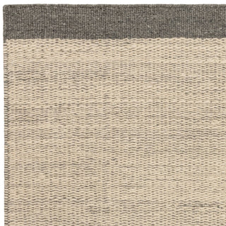 Lima rug in grey, detail of the bold contrasting border