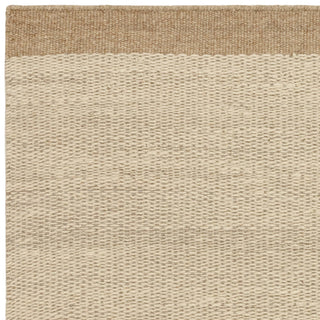 Lima rug in sand, detail of the bold contrasting border