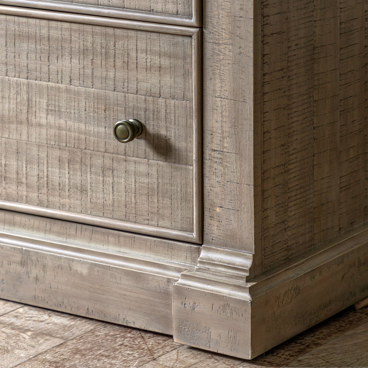 Oakridge Wide Chest of Drawers - CharlesTed Home