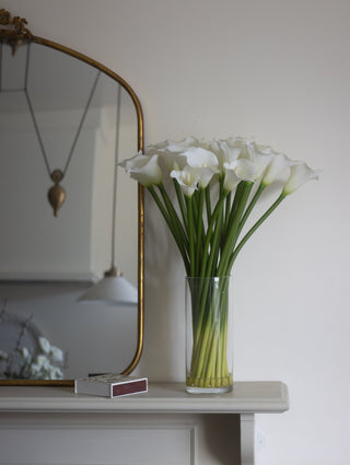 Tall Faux Calla Lily Arrangement in Cylinder Glass Vase – Elegant Artificial White Flowers - CharlesTed Home