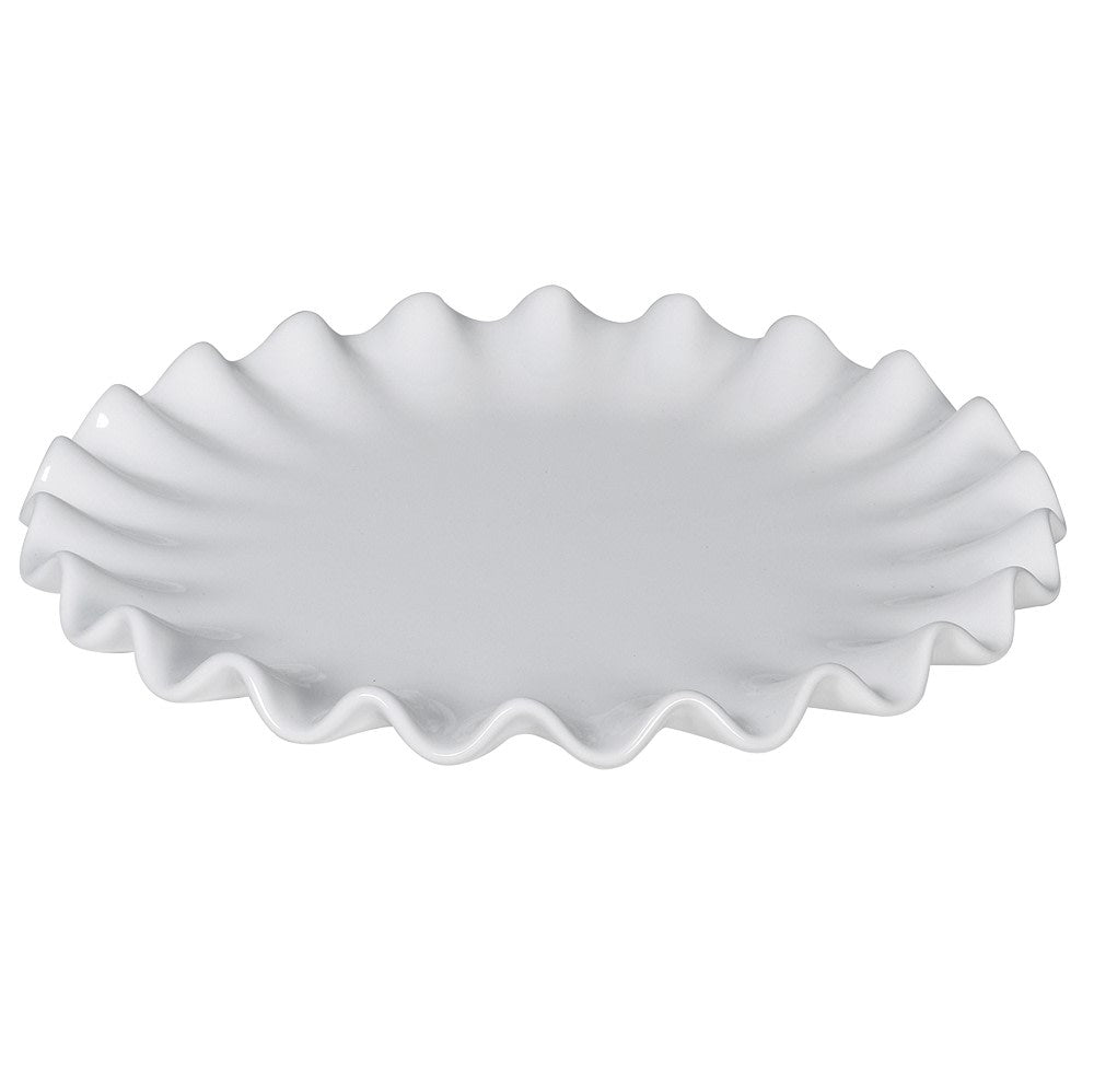 Serving plate with ruffled edges